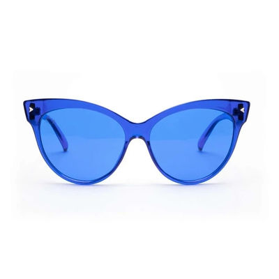 I vetri di terapia di colore eleganti in 10 colori differenti colorano gli occhiali da sole tinti